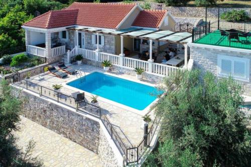 B&B Orebić - Secluded luxury Villa with sea view and pool - Bed and Breakfast Orebić