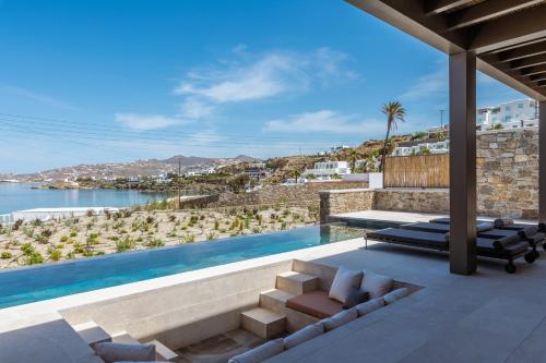 Bonzoe Suites & Villas