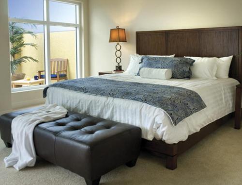 Luxurious Cape Coral Suite with on-site Marina - 3 Nights - One Bedroom #1 - image 4