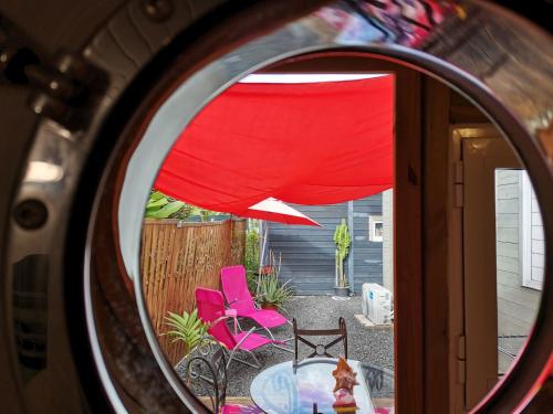 陽台/露台, Bungalow La Perle - Jacuzzi - Piscine in 聖弗郎奈瓦