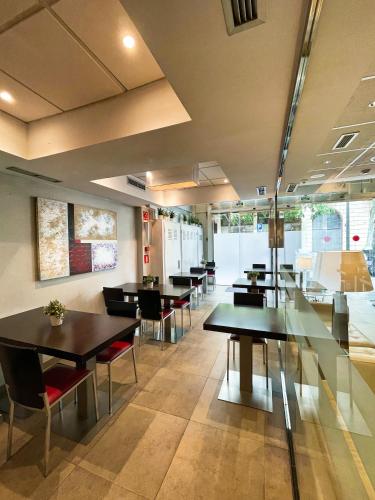 SM Hotel Sant Antoni - image 9