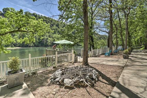 Trout Fishing Retreat on White River with Patio