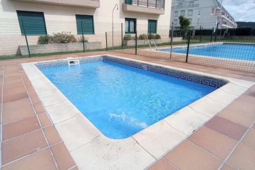  APARTAMENTO PLAYA CATEDRALES CON TERRAZA Y PISCINA in Barreiros