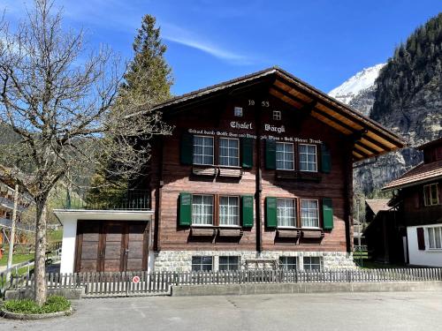 Familienferien im Chalet Bärgli Kandersteg Kandersteg