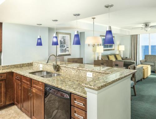 Beauty and Comfort at Cherry Grove Beach Condo - One Bedroom #1 - image 8