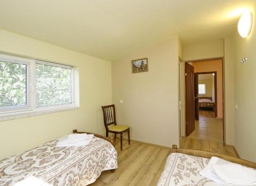 COMMUNE hotel in Garni