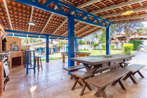 Chacara com piscina, churrasqueira e WiFi em Cotia