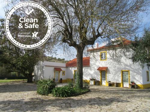  Quintal do Freixo - Country House, Pension in Sobral de Monte Agraço bei Caixaria