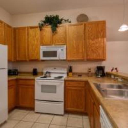 Adalberto's Bahama Bay Condo - image 5