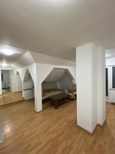 Apartmani Djokić sa bazenom