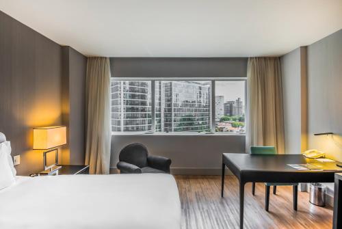 room detail thumbnail 1