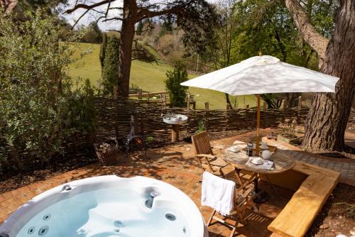 tuin, Heath Farm Holiday Cottages in Salford