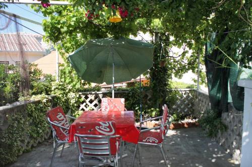 Apartments with a parking space Baska Krk - 5442