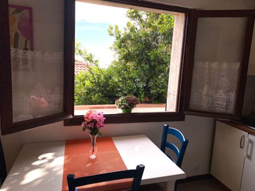  Apartment for 4 pax at 120 mt from the beach in Palazzo