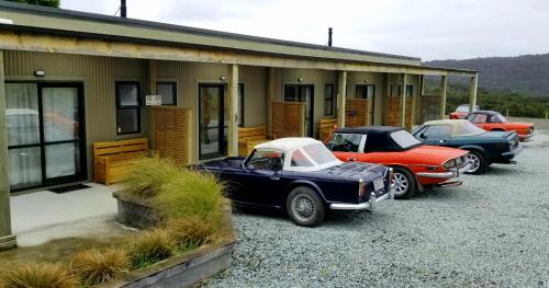 The Whistling Frog Resort Room Type - Triple Room with Mountain View