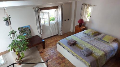 17th Century town house in Forcalquier centre