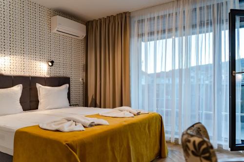 Family Hotel LAXO – Obzor, WY