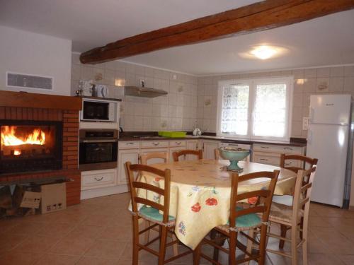Gîte Bouan, 3 pièces, 6 personnes - FR-1-419-314 gîte à louer Bouan