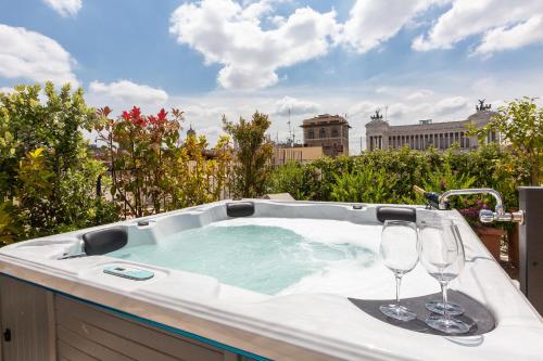 Amazing Penthouse Piazza Venezia - image 3