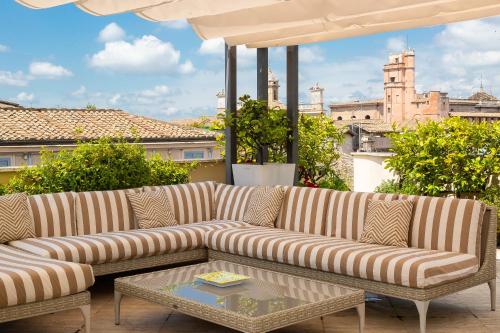 Amazing Penthouse Piazza Venezia - image 9