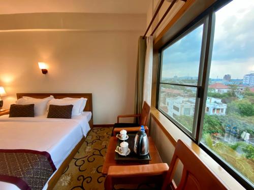 View, E-outfitting Golden Country Hotel in Eastern Mandalay