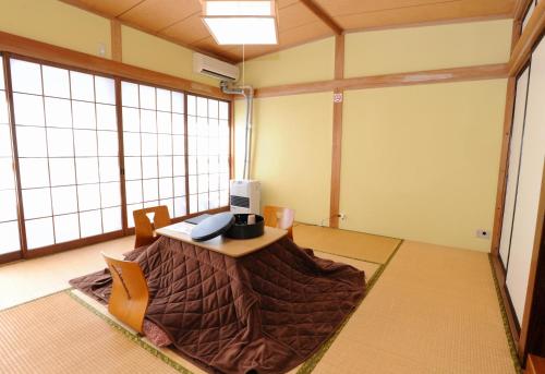 Japanese-Style Triple Room with Private Bathroom - Main Building