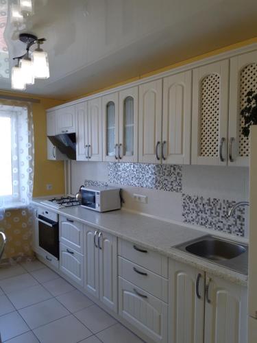 3-кімнатна квартира в центрі, Čornomors'k (foto 2)