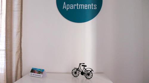 One-Bedroom Apartment image 1