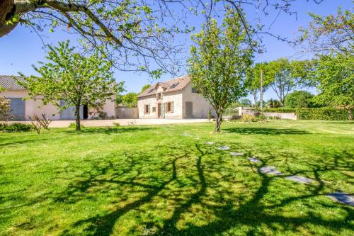 . Ecogite Rural La Cle des Champs