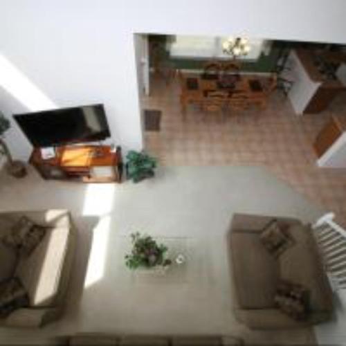 Mike & Christine's West Haven Vacation Home - image 2