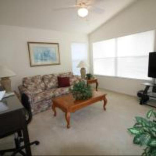 Mike & Christine's West Haven Vacation Home - image 4