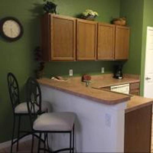 Mike & Christine's West Haven Vacation Home - image 5
