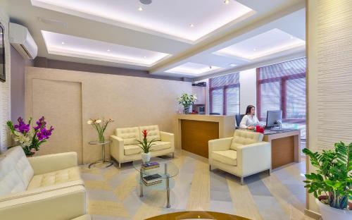 Leonidas Hotel & Apartments - image 11