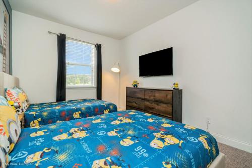 Festival Resort 5 Bedroom Vacation Home with Pool (1807) - image 5