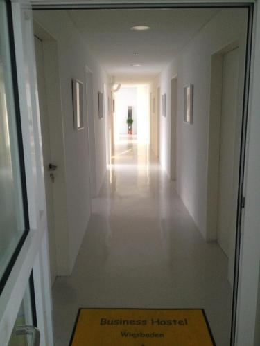 Business Hostel Wiesbaden ONE - image 11