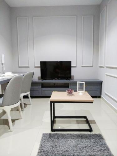 Morden Suite @ I-City