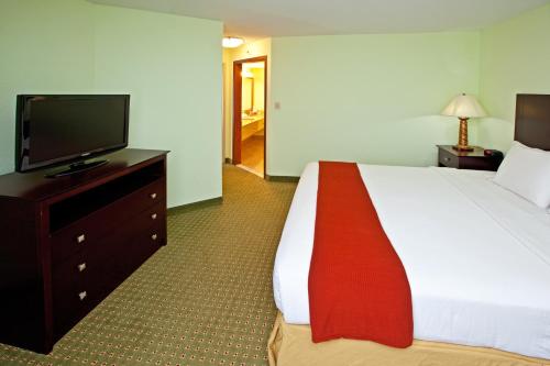 Holiday Inn Express Scottsburg, an IHG Hotel