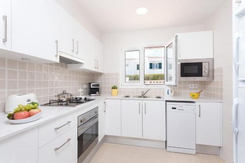 Villa Yolanda - Cala'n Porter - image 2