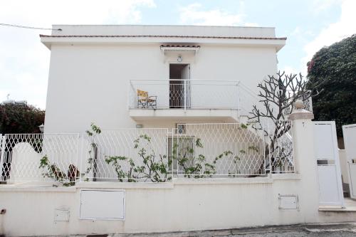 BeachSide Rooms & Suites – San Vito Lo Capo, CA