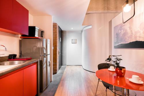 Superior Apartment image 3