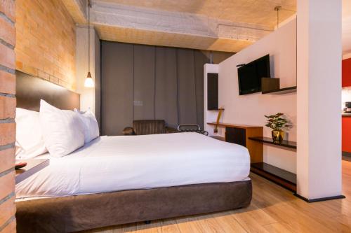 Superior Apartment image 8
