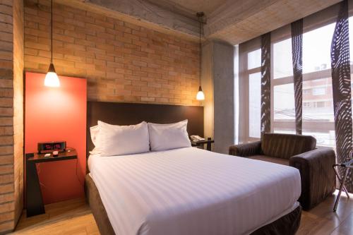 Superior Apartment image 5