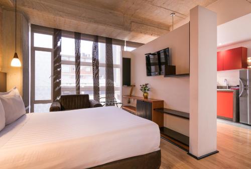 Superior Apartment image 4