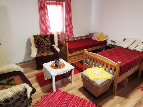 "Pivnica i smestaj Jovanovic"- Rogljevacke pivnice in Rogljevo