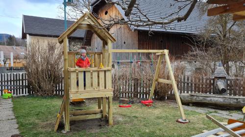 Játszótér, Ferienwohnung Holzergut in St. Andra Im Lungau