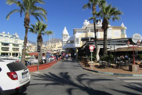 VACACIONES EN PUERTO MARINA (BENALMADENA COSTA)