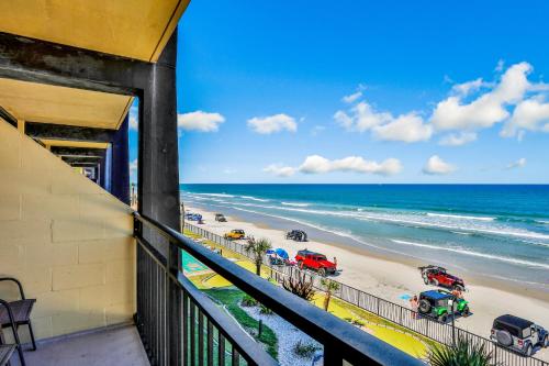 Atlantic Condos by the Beach - image 11