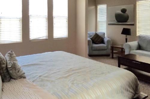 668 N Cleveland St in Oceanside, USA