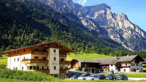 Alfaierhof-Bergheimat in Gschnitz, Österreich