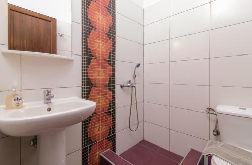 House Rousko - image 7